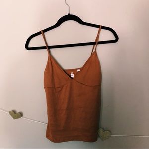 CROPPED V NECK TANK